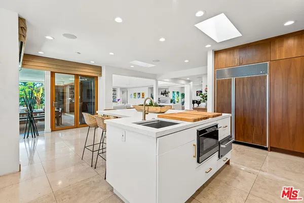 $27,500 | 10424 Valley Spring Lane, Toluca Lake, CA 91602