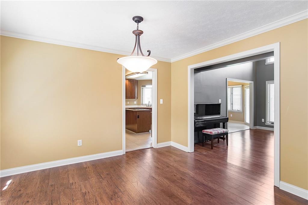 8845 Rodeo Court Indianapolis, IN 46217 - Photo 6 of 47 Gallery Image 6