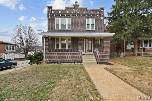 $250,000 | 5600 South Kingshighway Boulevard, St. Louis, MO 63109