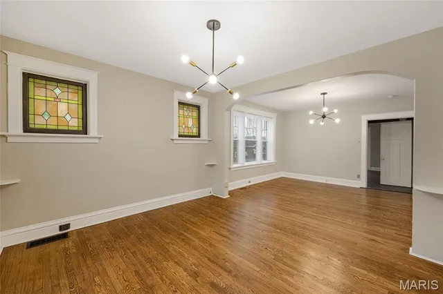 $250,000 | 5600 South Kingshighway Boulevard, St. Louis, MO 63109