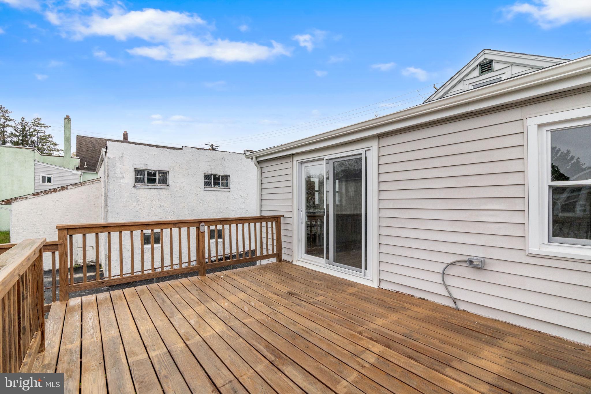 2205 Dutton Mill Road Aston, PA 19014 - Photo 22 of 38