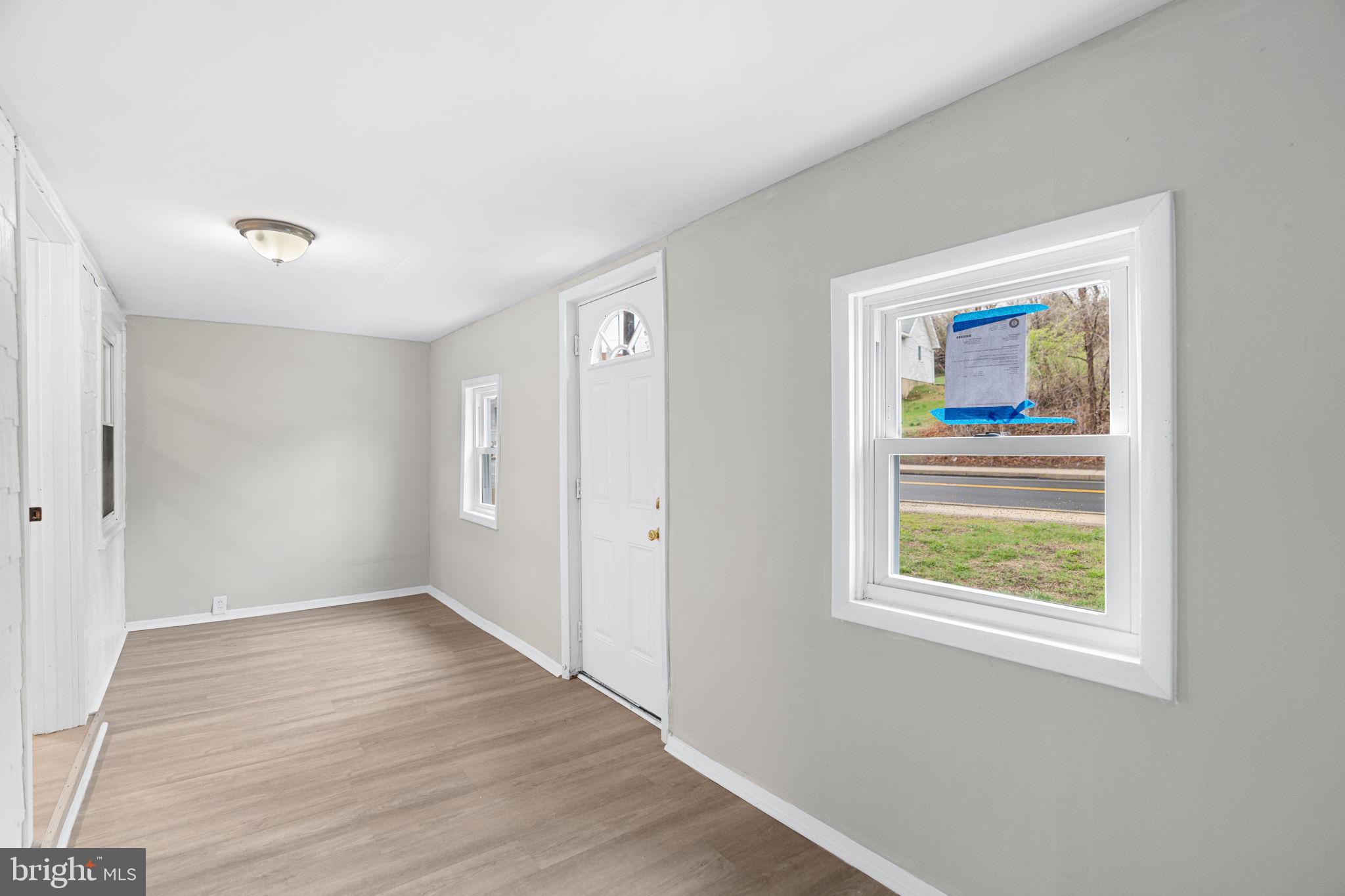 2205 Dutton Mill Road Aston, PA 19014 - Photo 3 of 38