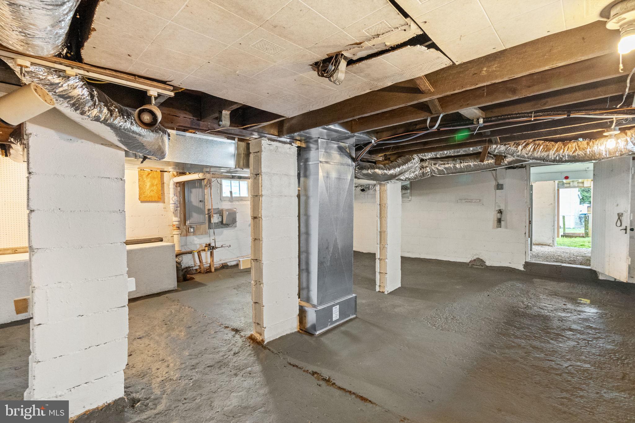 2205 Dutton Mill Road Aston, PA 19014 - Photo 33 of 38