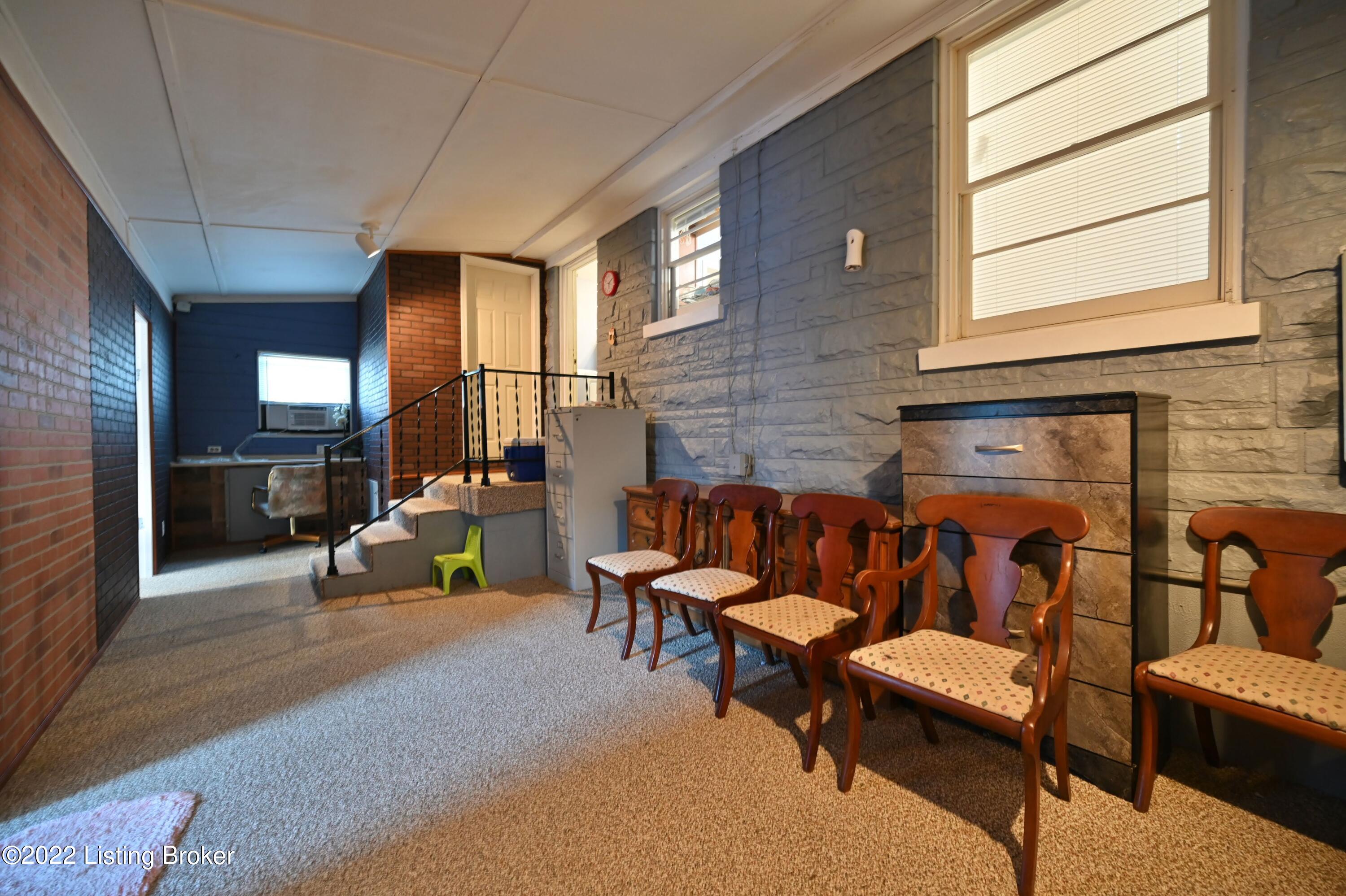 7114 Manslick Road Louisville, KY 40214 - Photo 28 of 37 DSC_0148