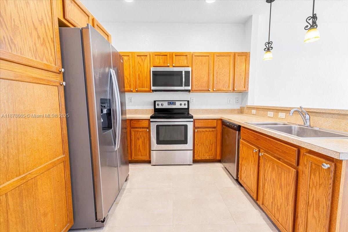 21007 Northwest 14th Place, Unit 351 Miami Gardens, FL 33169 - Photo 11 of 35