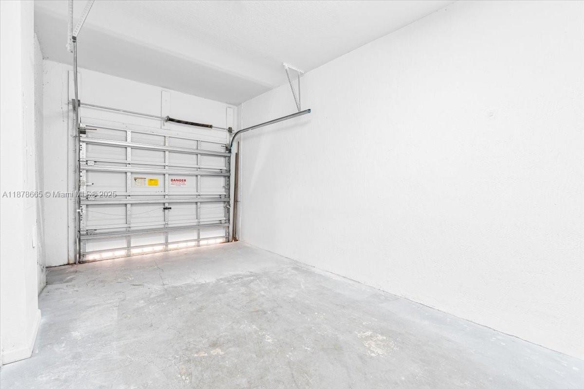 21007 Northwest 14th Place, Unit 351 Miami Gardens, FL 33169 - Photo 16 of 35