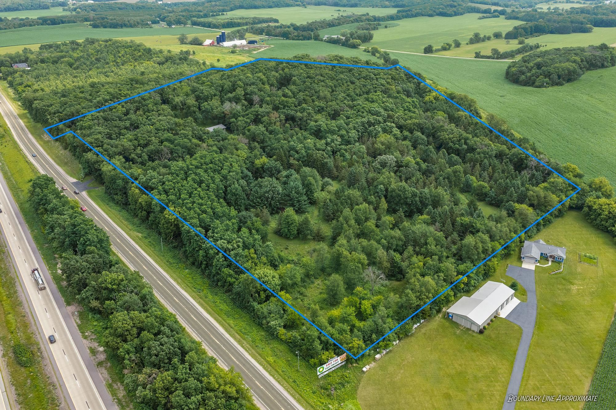 N8720 County Rd CX Portage, WI 53901 - Photo 8 of 75