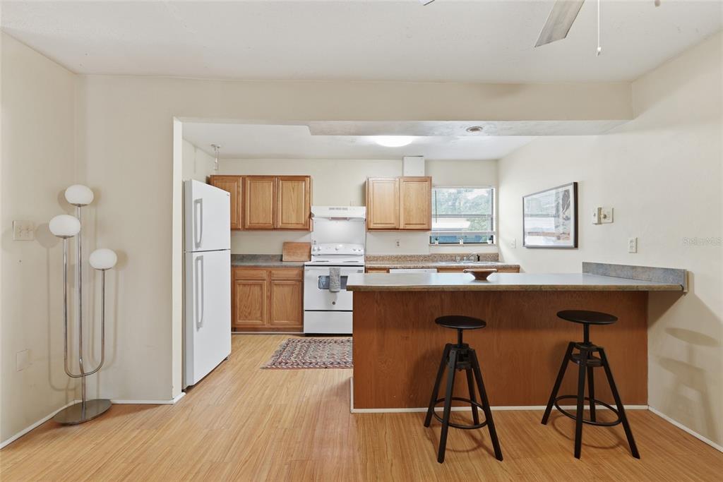 2811 Southwest Archer Road, Unit Y232 Gainesville, FL 32608 - Photo 8 of 30