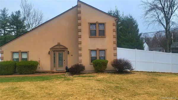 $499,000 | 98 Sutton Park Road, Poughkeepsie, NY 12603