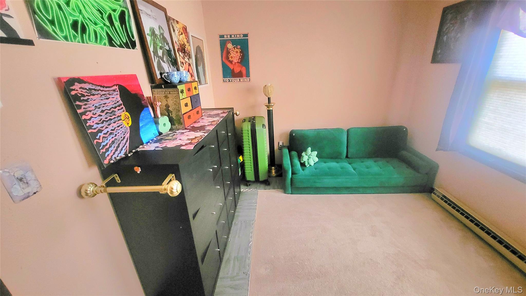 98 Sutton Park Road Poughkeepsie, NY 12603 - Photo 19 of 32 Bedroom 1