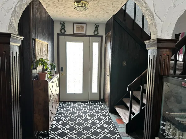 $499,000 | 98 Sutton Park Road, Poughkeepsie, NY 12603