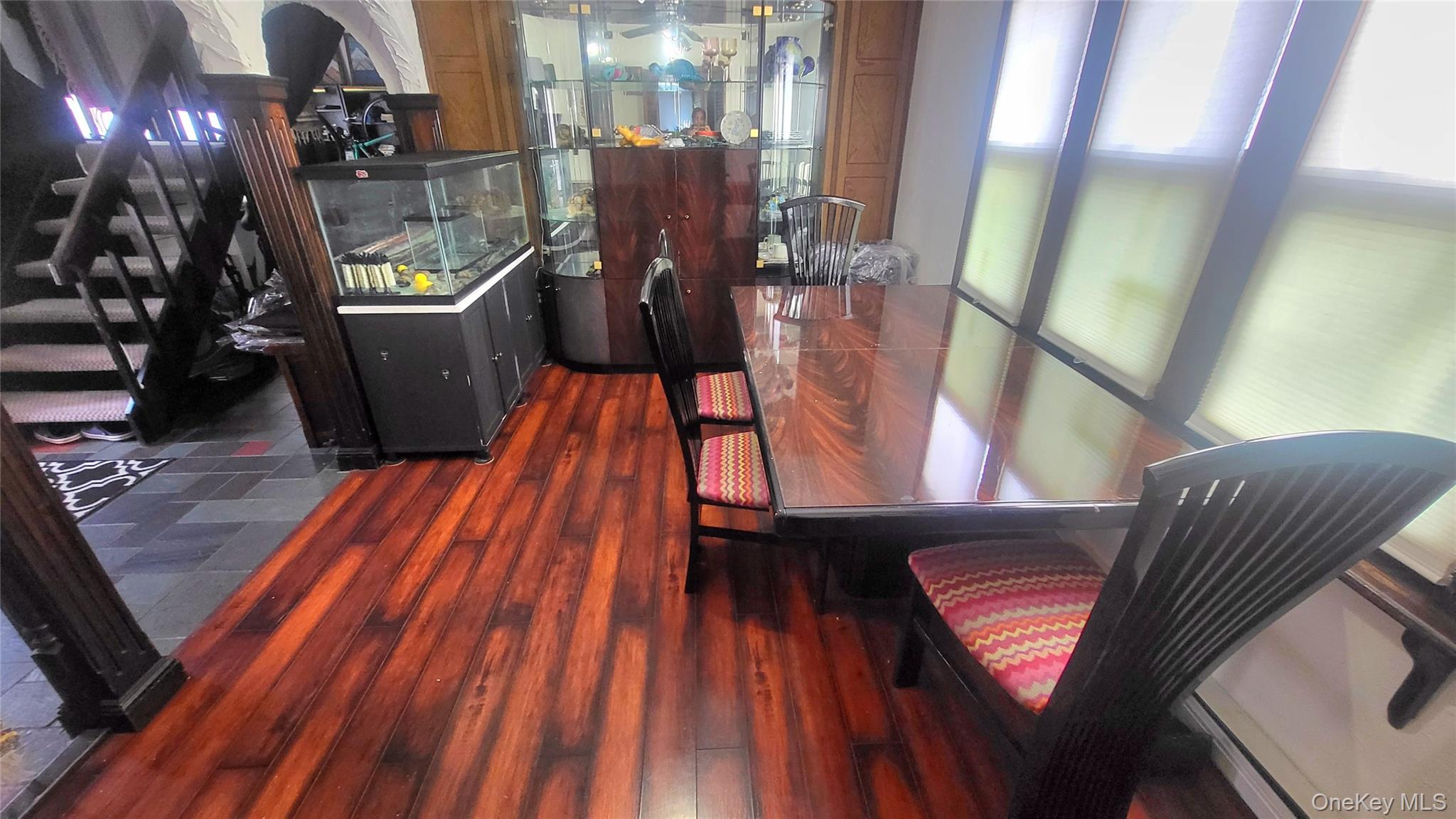 98 Sutton Park Road Poughkeepsie, NY 12603 - Photo 6 of 32