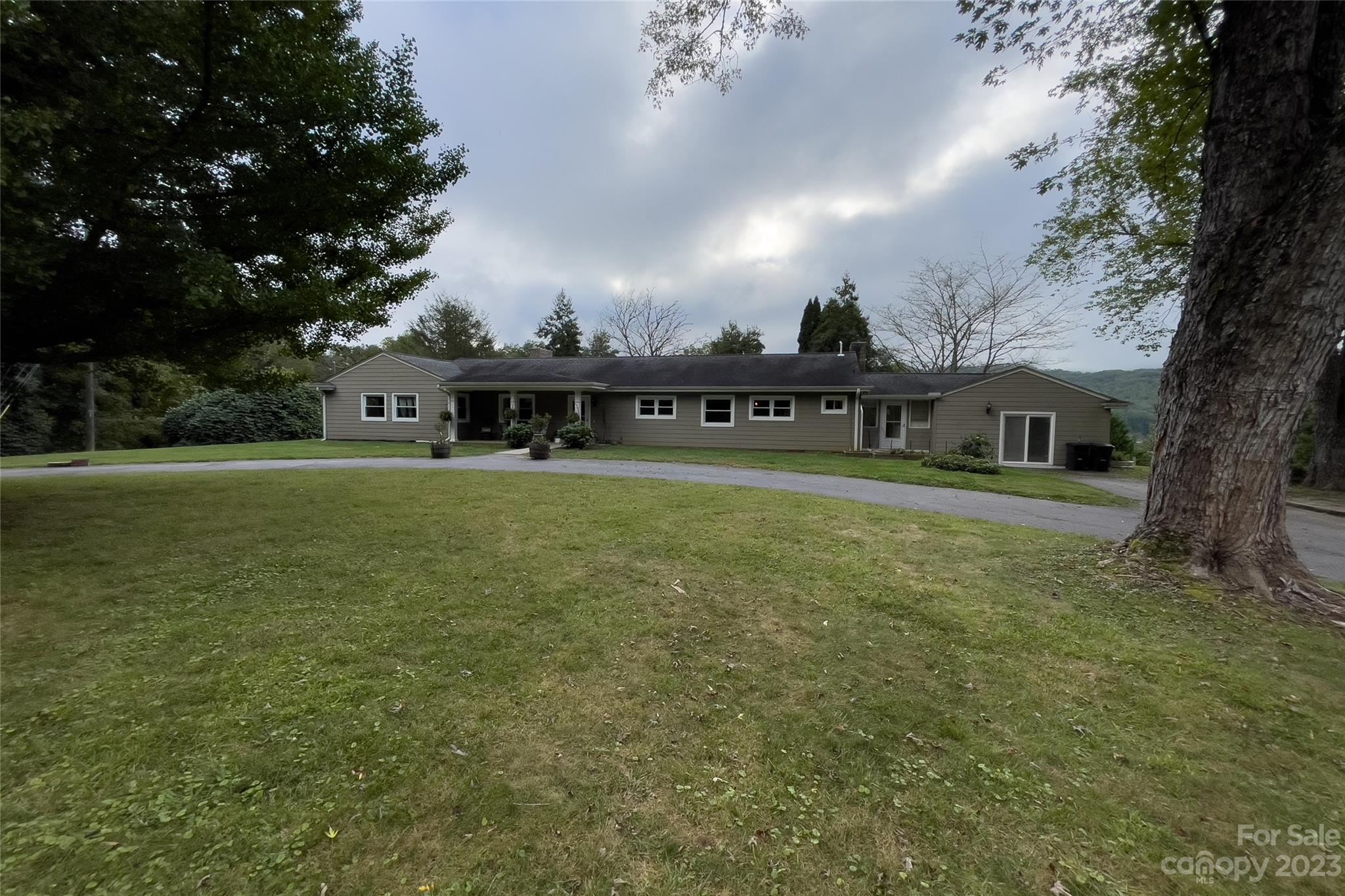 437 Marion Frst Road Sylva, NC 28779 - Photo 3 of 48 Gallery Image 3