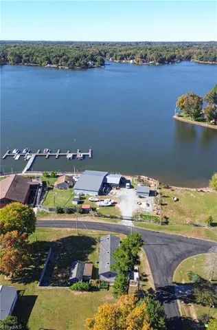 $179,900 | 155 Beach Road, Lexington, NC 27292