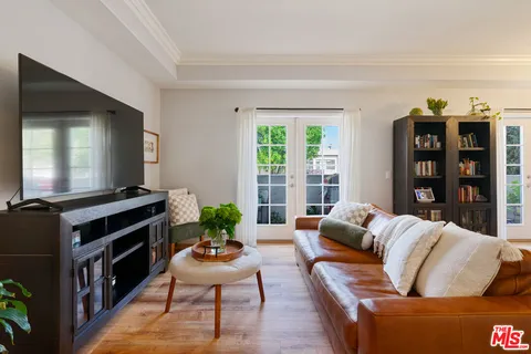 $699,000 | 12010 West Magnolia Boulevard, Unit 101, Valley Village, CA 91607