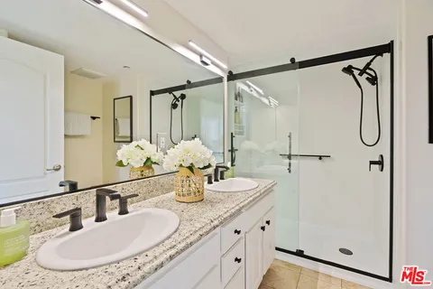 $699,000 | 12010 West Magnolia Boulevard, Unit 101, Valley Village, CA 91607