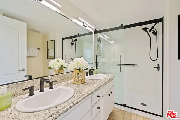 $699,000 | 12010 West Magnolia Boulevard, Unit 101, Valley Village, CA 91607
