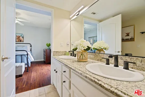 $699,000 | 12010 West Magnolia Boulevard, Unit 101, Valley Village, CA 91607