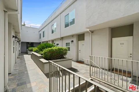 $699,000 | 12010 West Magnolia Boulevard, Unit 101, Valley Village, CA 91607