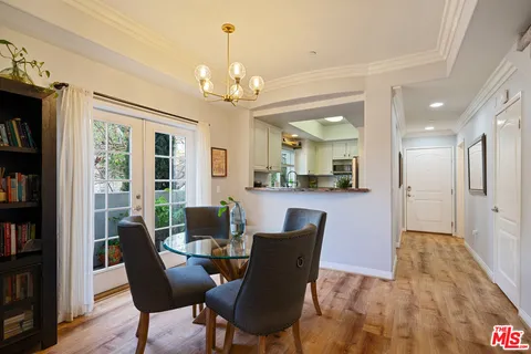 $699,000 | 12010 West Magnolia Boulevard, Unit 101, Valley Village, CA 91607