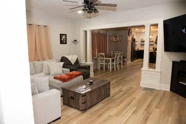 $350,000 | 523 West Pearl Street, Lebanon, IN 46052