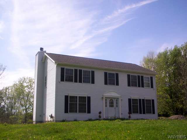 650 Bowen Road Elma, NY 14052 - Photo 1 of 1 Exterior Front
