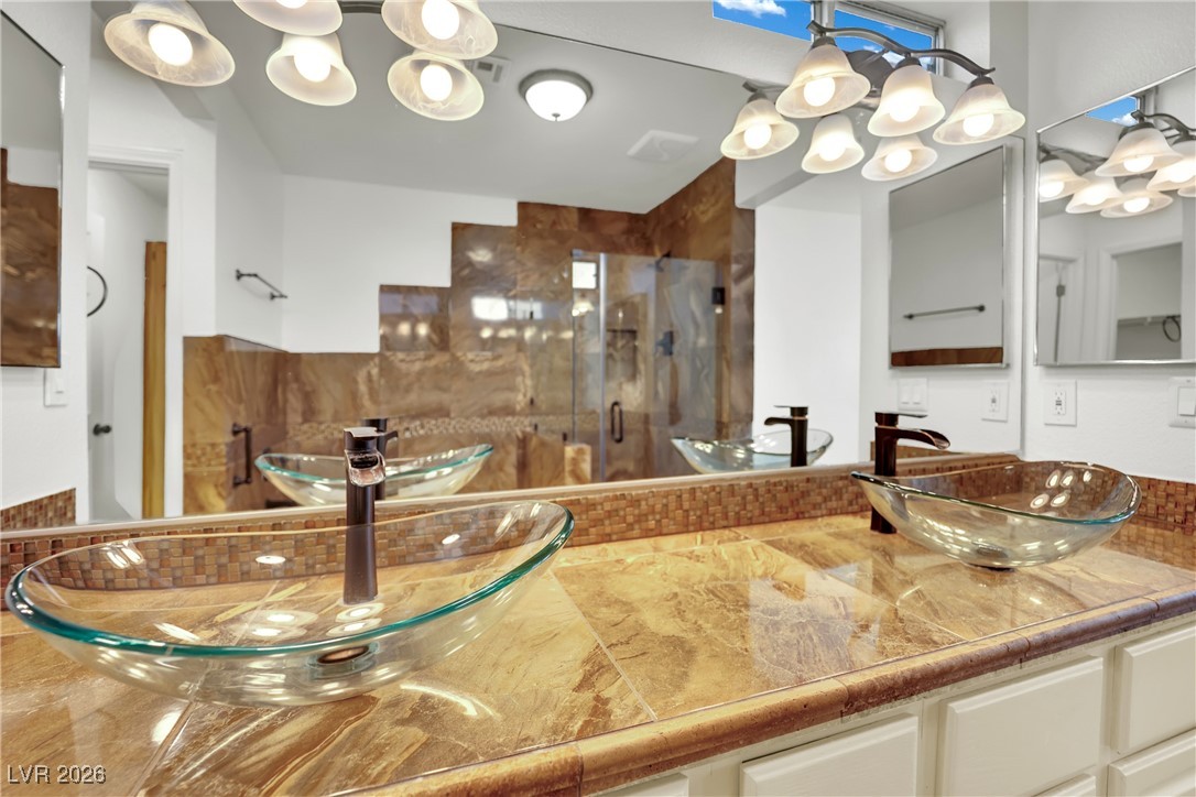 2042 Angel Falls Drive Henderson, NV 89074 - Photo 20 of 43