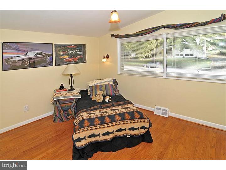 901 Fraser Road Glenside, PA 19038 - Photo 14 of 25 Bedroom 2