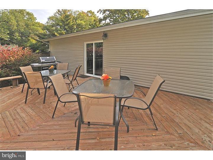 901 Fraser Road Glenside, PA 19038 - Photo 5 of 25 Deck