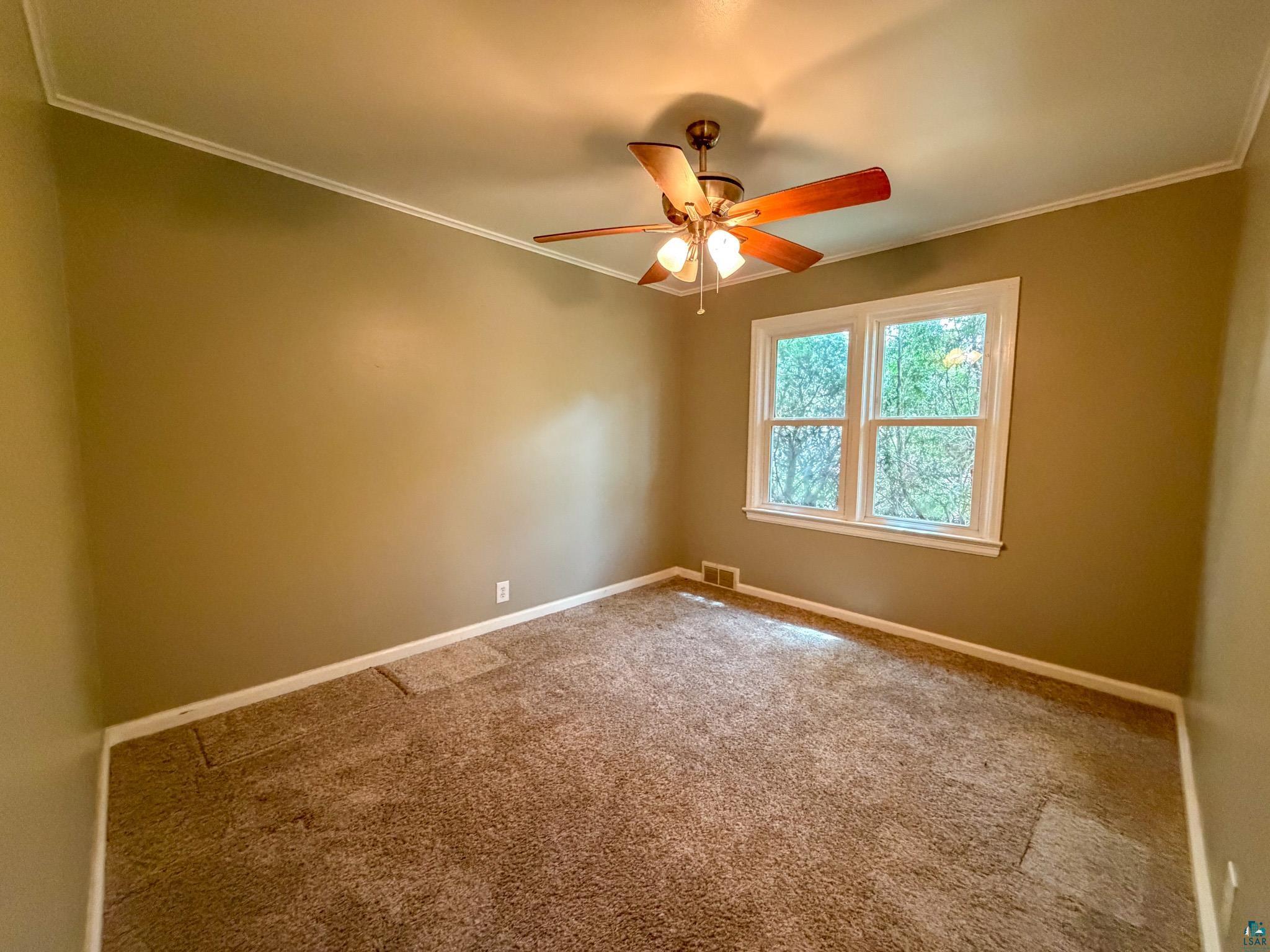 423 East 38th Street Hibbing, MN 55746 - Photo 30 of 38