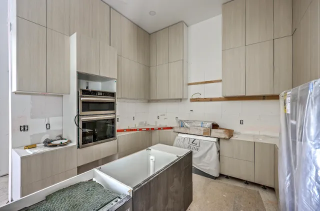 $2,200,000 | 404 Fairington Drive, Summerville, SC 29485