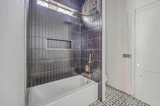 $2,200,000 | 404 Fairington Drive, Summerville, SC 29485