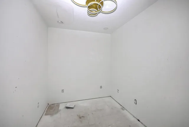 $2,200,000 | 404 Fairington Drive, Summerville, SC 29485