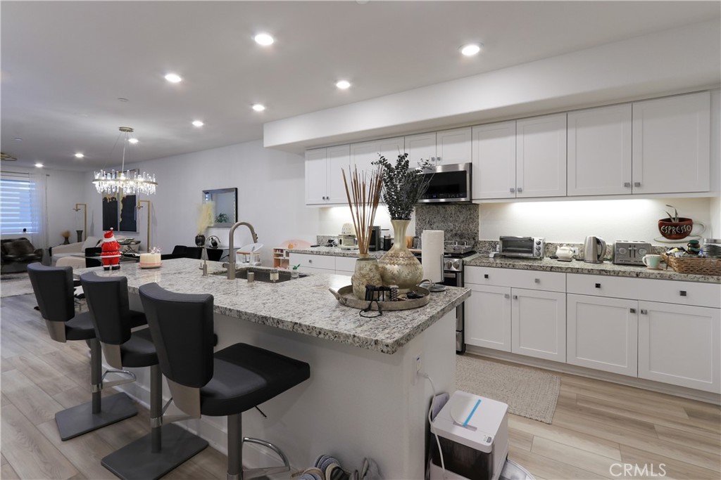 1891 Union Street, Unit 111 Anaheim, CA 92805 - Photo 2 of 35