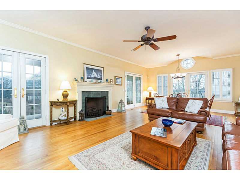 23 Bottom Ridge Westerly, RI 02891 - Photo 5 of 25 Living Room.