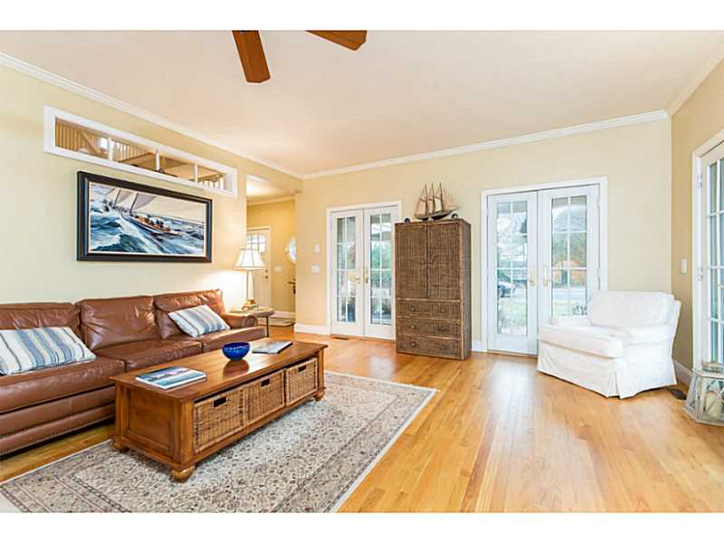 23 Bottom Ridge Westerly, RI 02891 - Photo 6 of 25 Living Room.