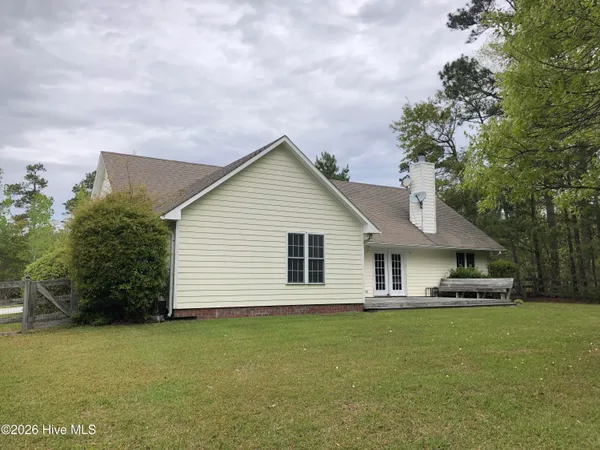 $1,900 | 415 Celtic Ash Street, Sneads Ferry, NC 28460