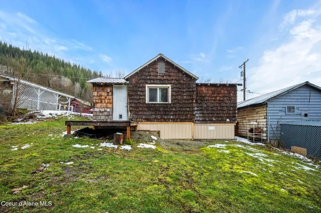 $149,000 | 869 Lower Page Road, Smelterville, ID 83868