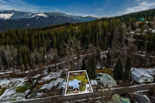 $149,000 | 869 Lower Page Road, Smelterville, ID 83868