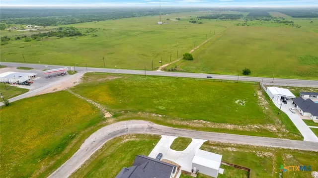 $42,900 | 88 Monte Vista Street, Victoria, TX 77905