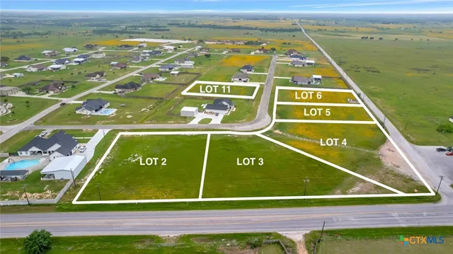 $42,900 | 88 Monte Vista Street, Victoria, TX 77905