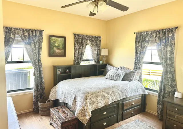 $1,599,000 | 1020 East Fm 532, Hallettsville, TX 77964