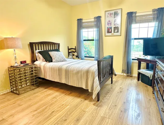 $1,599,000 | 1020 East Fm 532, Hallettsville, TX 77964