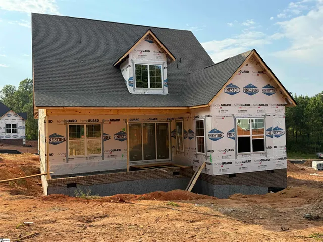 $758,634 | 107 Halowell Lane, Travelers Rest, SC 29690