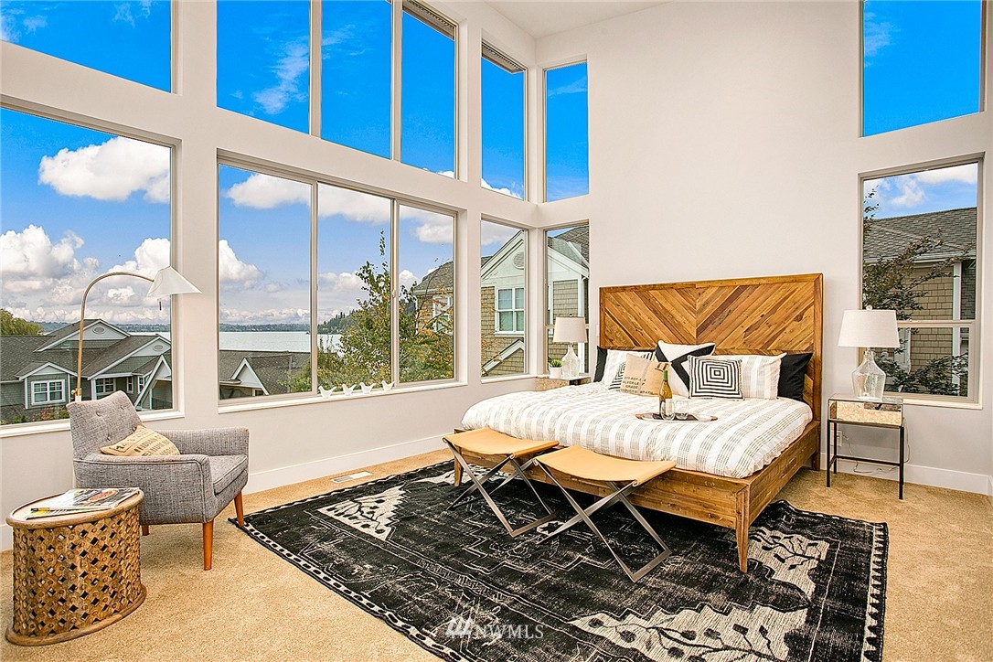 3005 Mountain View Avenue North Renton, WA 98056 - Photo 3 of 25 Gallery Image 3