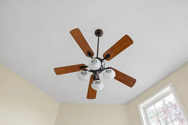 $324,900 | 110 Collinswood Drive, Staunton, VA 24401