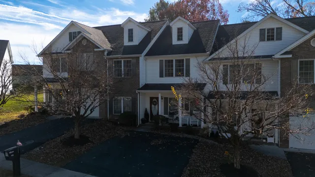 $324,900 | 110 Collinswood Drive, Staunton, VA 24401