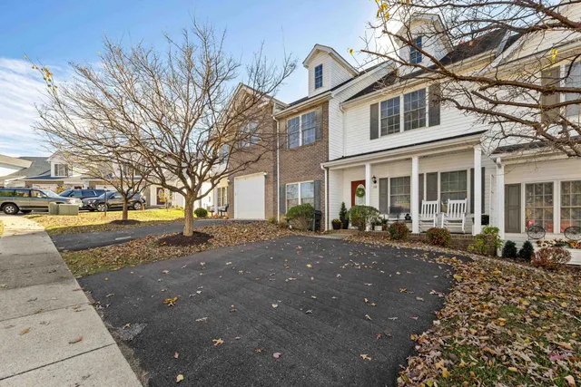 $324,900 | 110 Collinswood Drive, Staunton, VA 24401