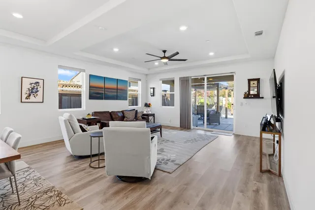 $1,150,000 | 242 McKays Pt Place, West Sacramento, CA 95605