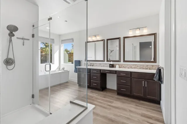 $1,150,000 | 242 McKays Pt Place, West Sacramento, CA 95605